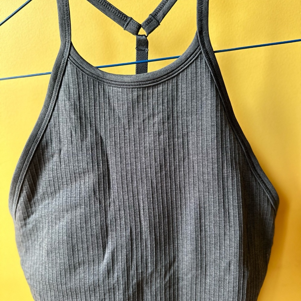 Lululemon tank top - Picture 4 of 4